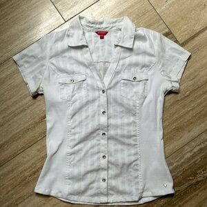 Ladies “Guess” short sleeved blouse
